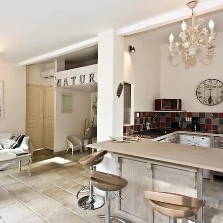 Feriehus Sleeps 4 Pool La Ciotat